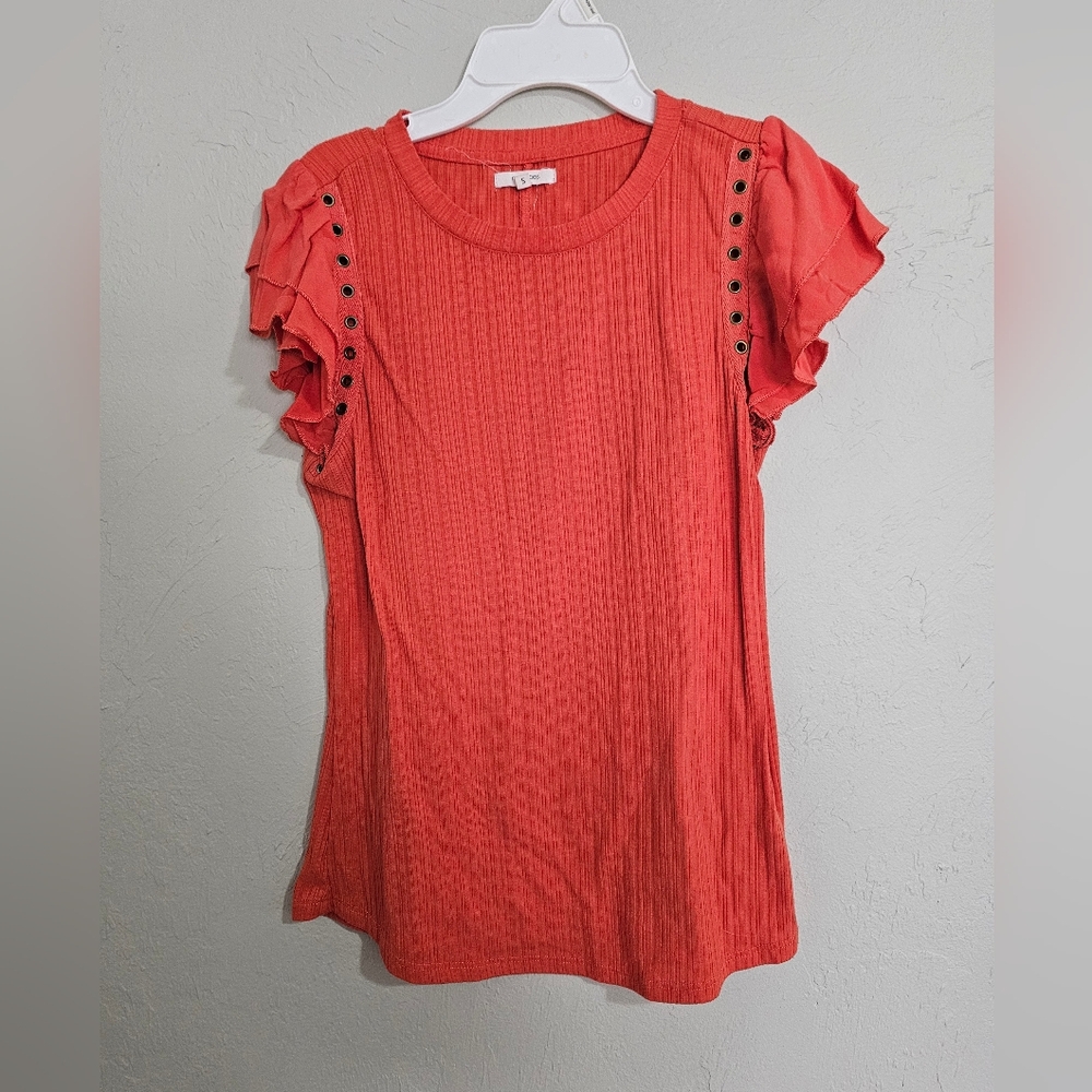 Cute top!